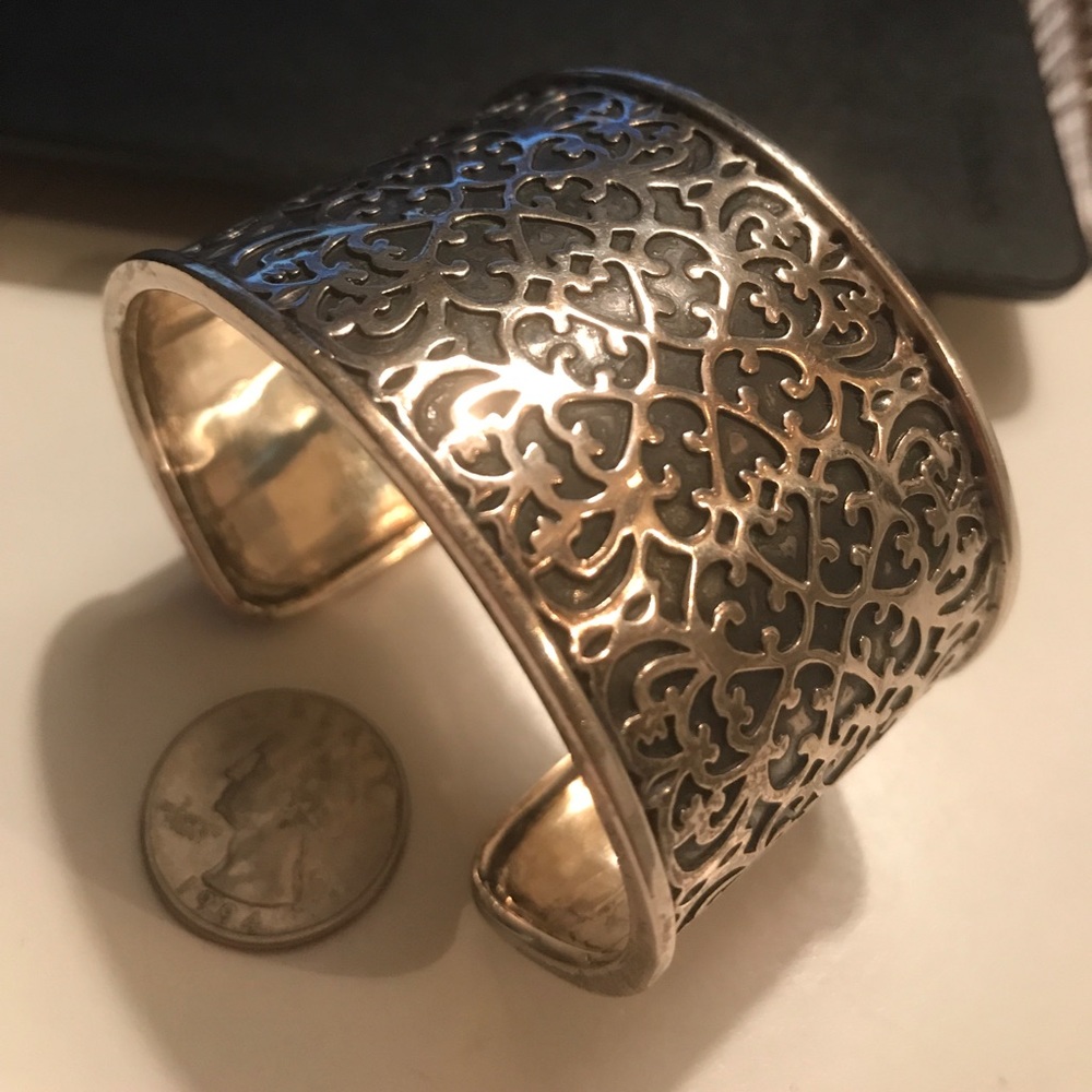Silpada . 925 Sterling Silver cuff bracelet